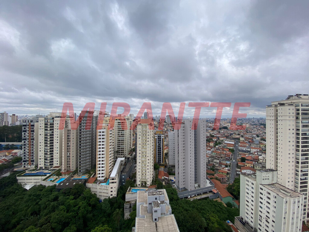 Apartamento de 139m² com 3 quartos em Santa Teresinha