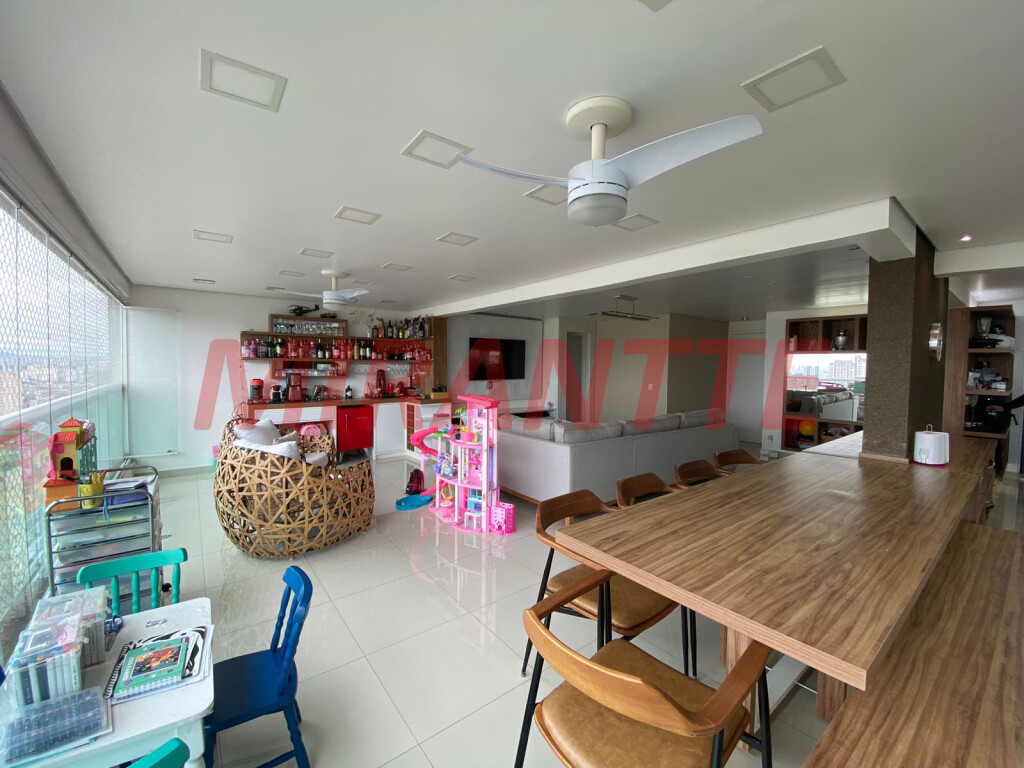 Apartamento de 139m² com 3 quartos em Santa Teresinha