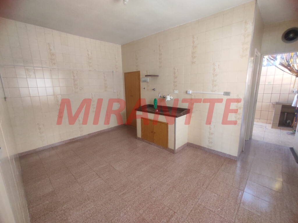 Casa terrea de 200m² com 7 quartos em Casa Verde Alta
