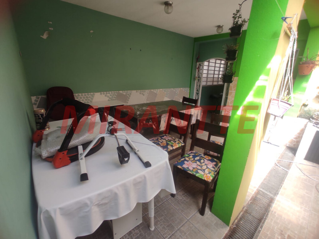 Casa terrea de 200m² com 7 quartos em Casa Verde Alta