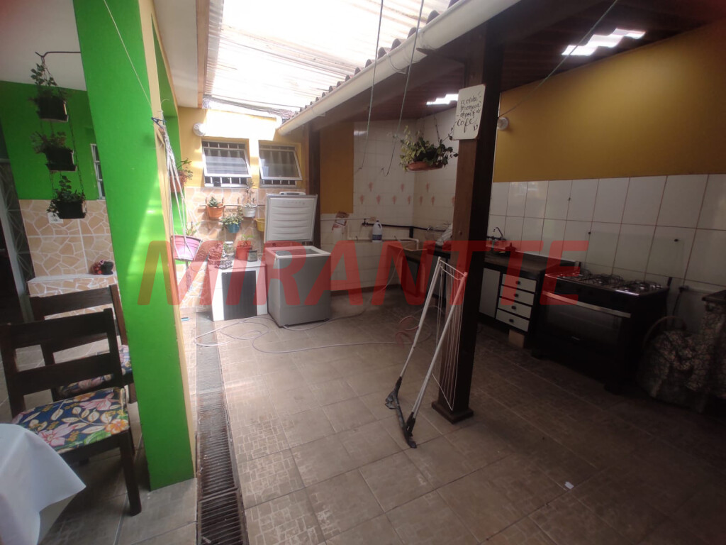 Casa terrea de 200m² com 7 quartos em Casa Verde Alta