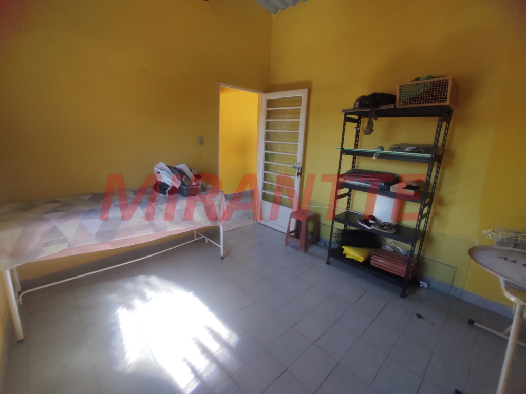 Casa terrea de 200m² com 7 quartos em Casa Verde Alta