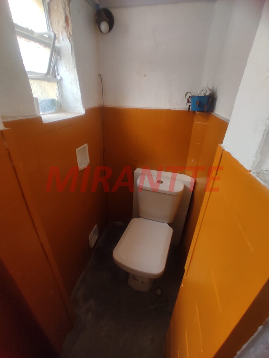 Casa terrea de 200m² com 7 quartos em Casa Verde Alta