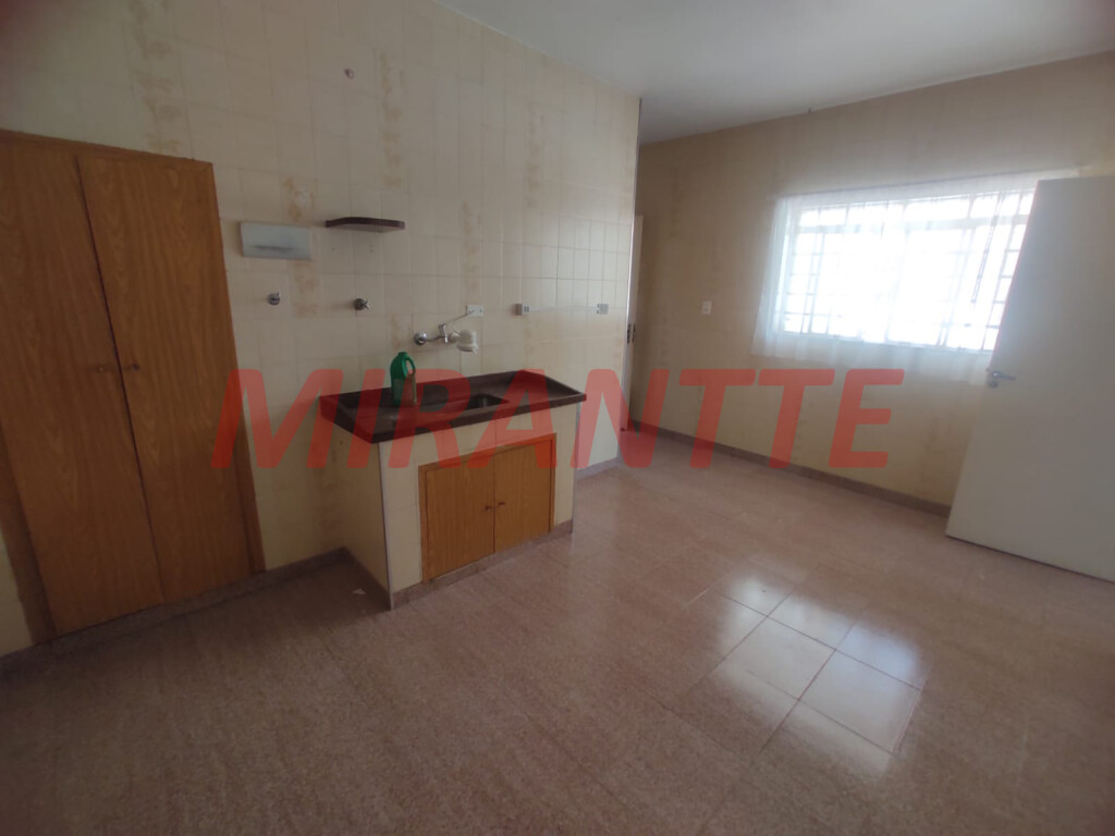 Casa terrea de 200m² com 7 quartos em Casa Verde Alta