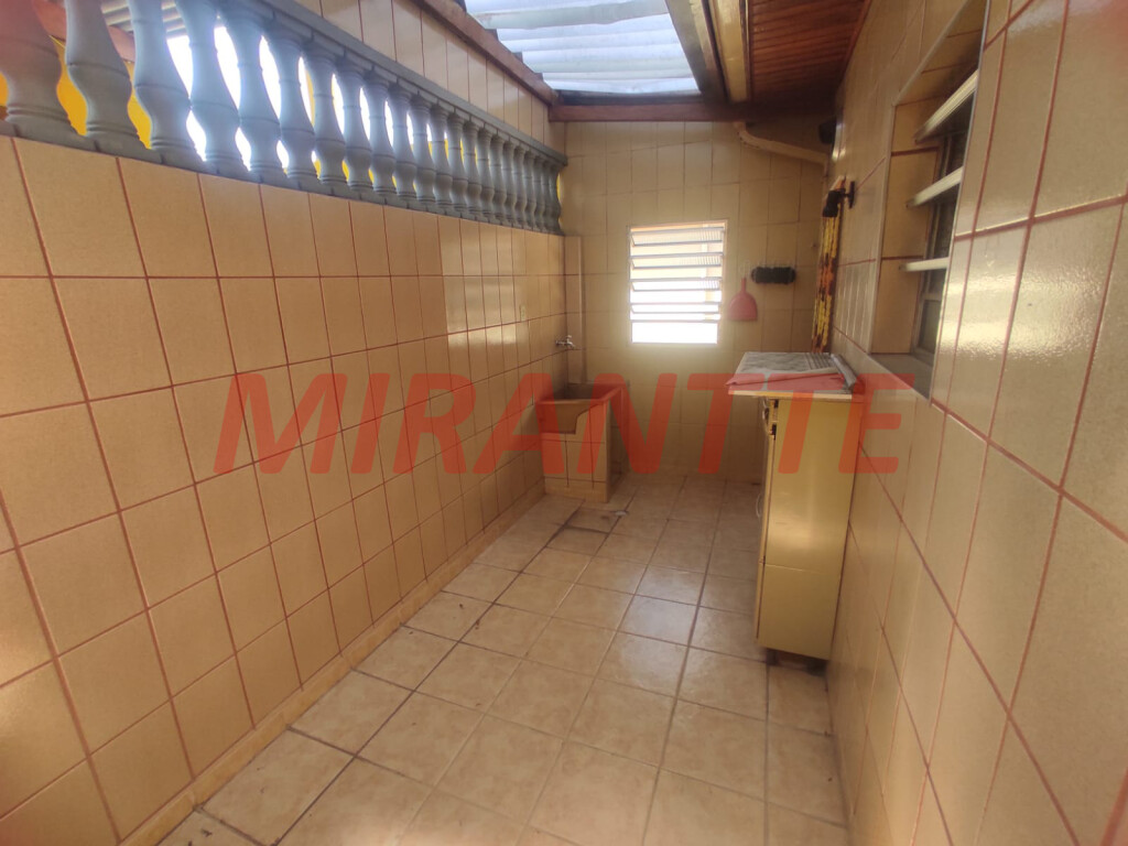 Casa terrea de 200m² com 7 quartos em Casa Verde Alta