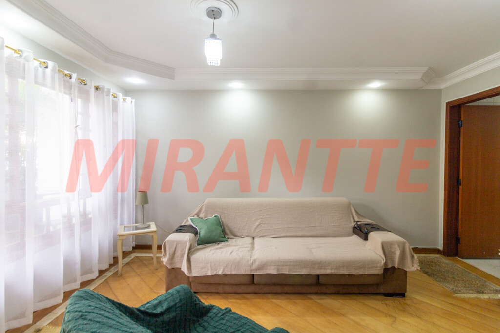 Cond. fechado de 110m² com 3 quartos em Horto Florestal