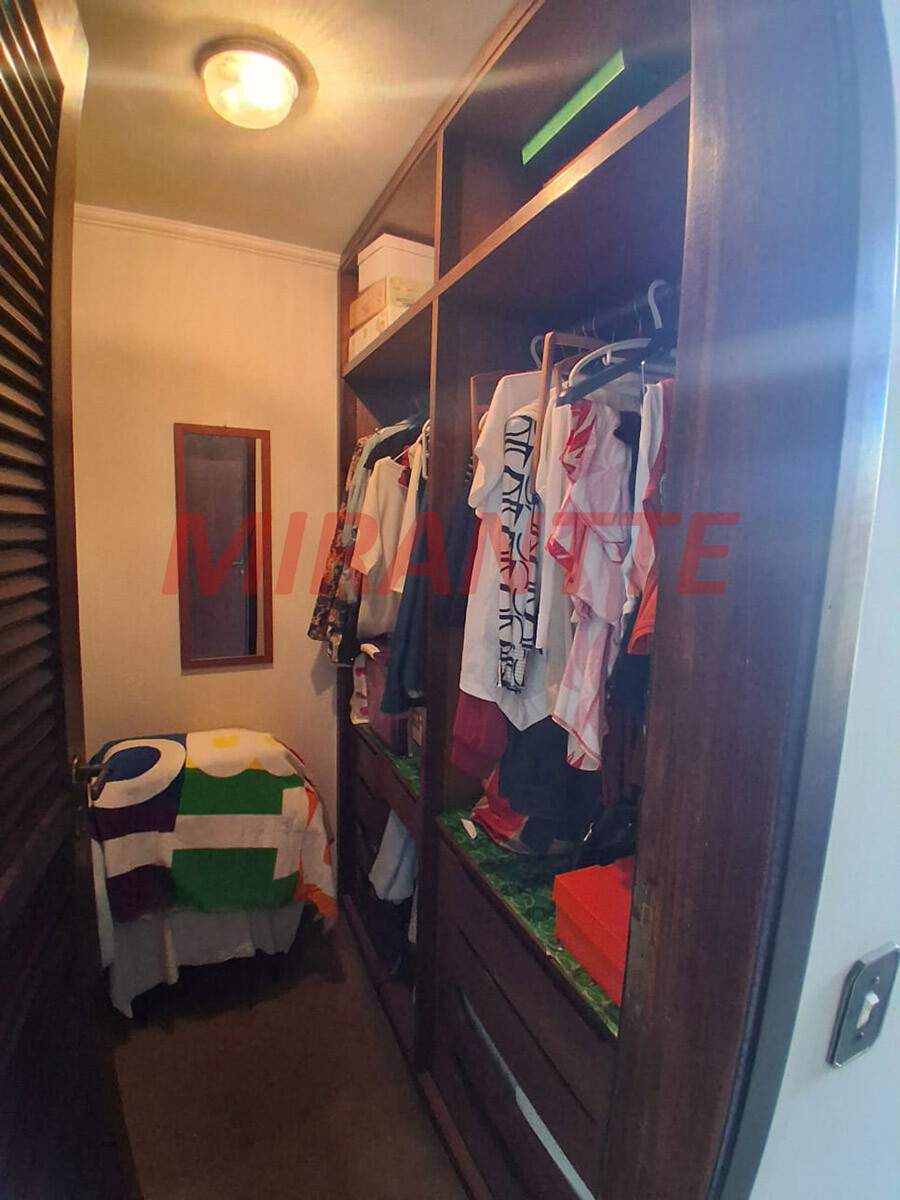 Sobrado de 398m² com 4 quartos em Barro Branco (Zona Norte)