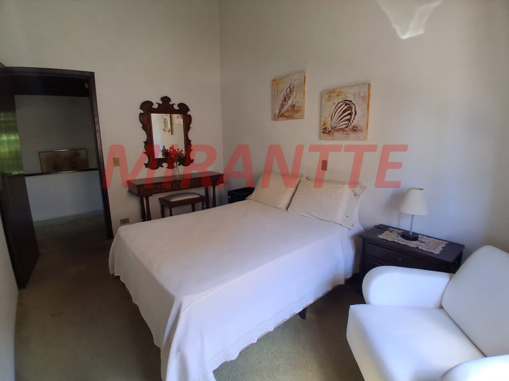 Sobrado de 398m² com 4 quartos em Barro Branco (Zona Norte)