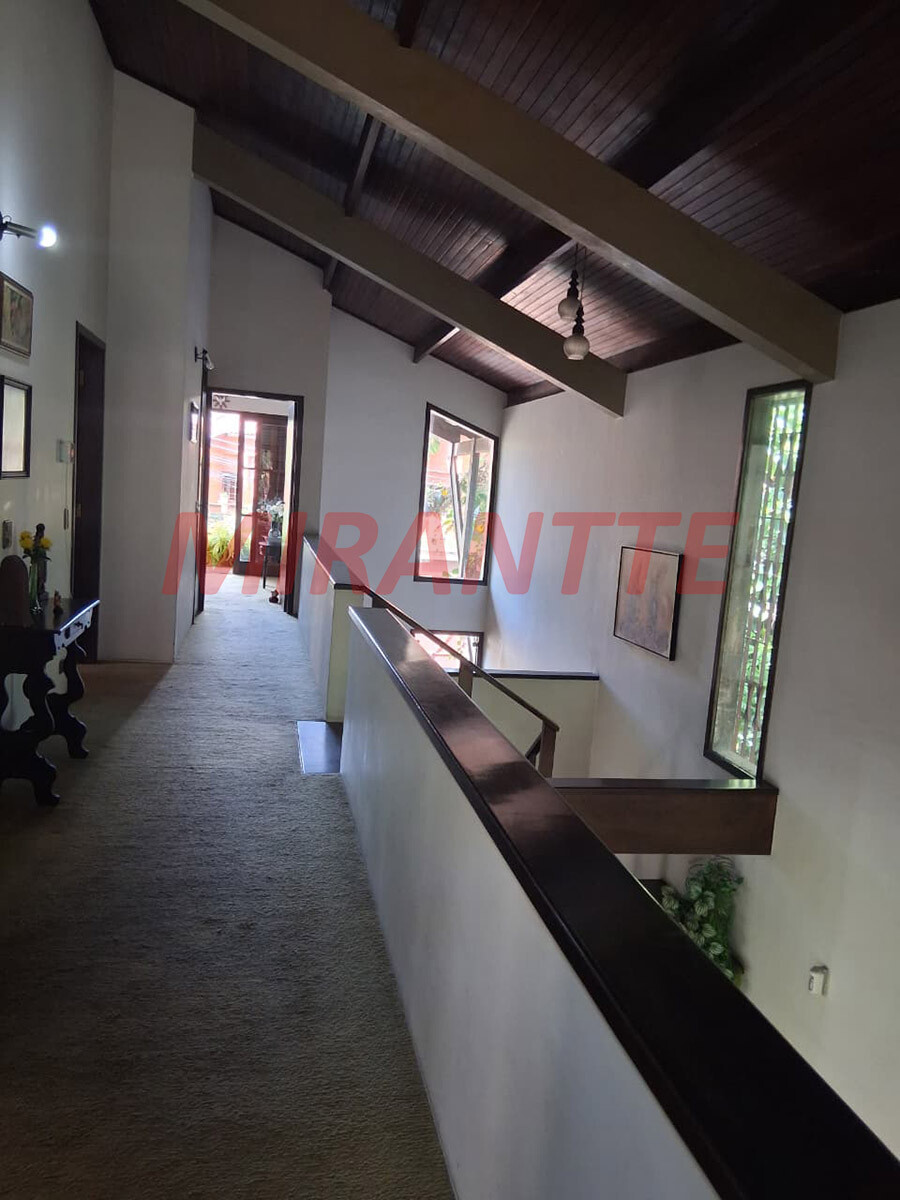 Sobrado de 398m² com 4 quartos em Barro Branco (Zona Norte)