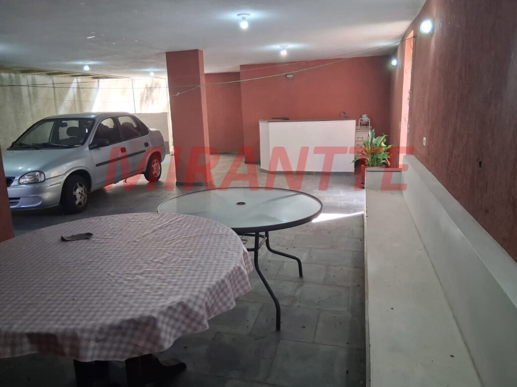 Sobrado de 398m² com 4 quartos em Barro Branco (Zona Norte)