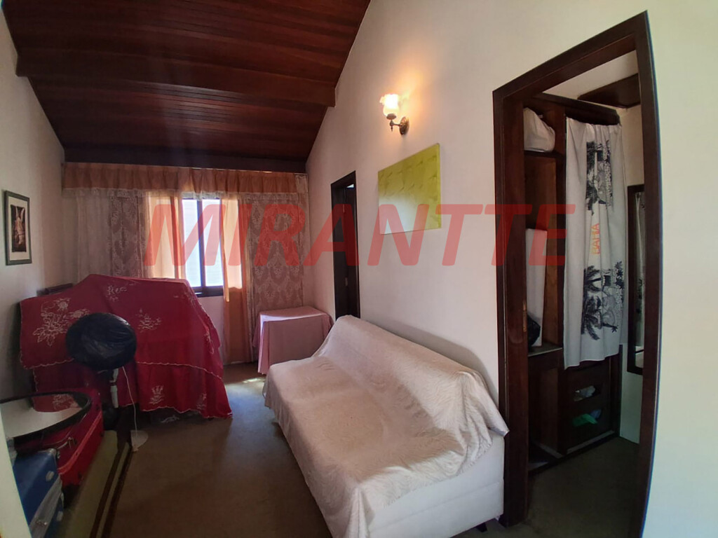 Sobrado de 398m² com 4 quartos em Barro Branco (Zona Norte)