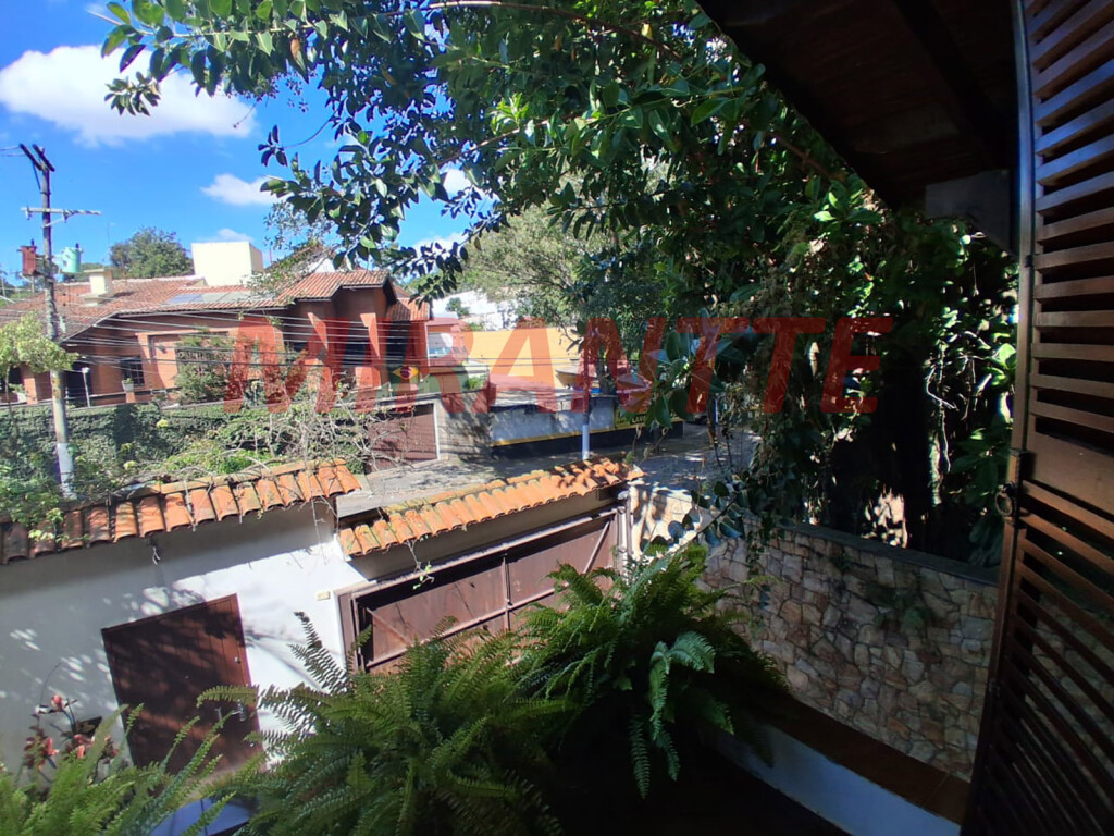 Sobrado de 398m² com 4 quartos em Barro Branco (Zona Norte)