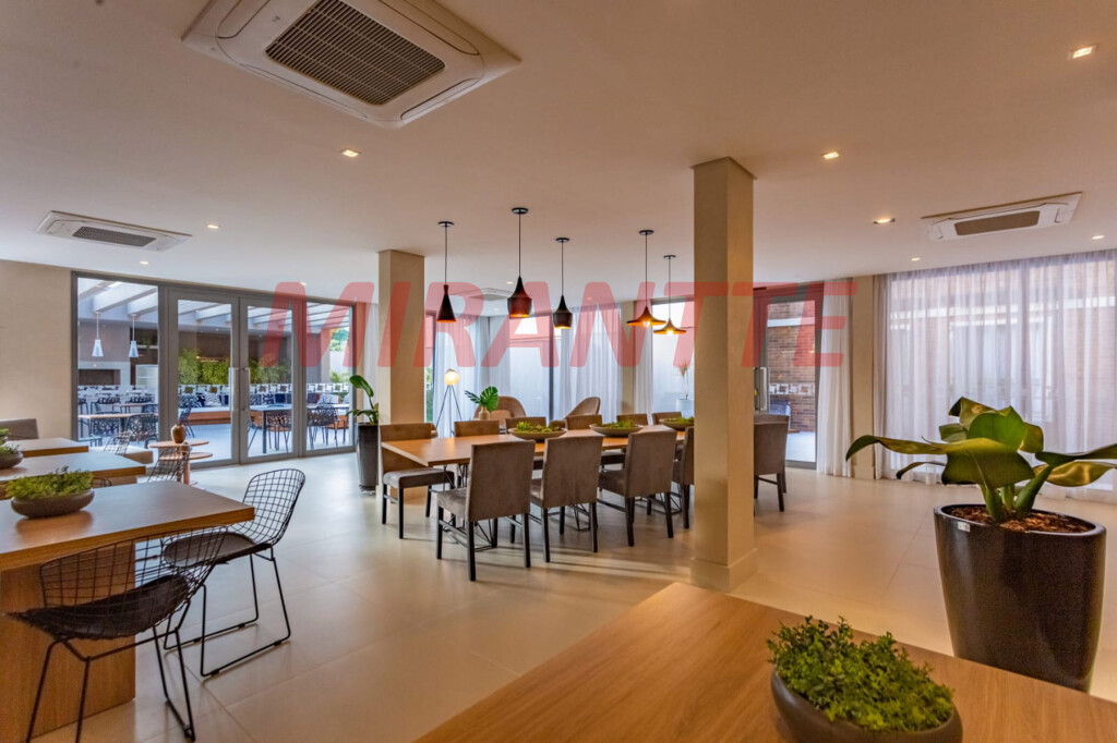 Apartamento de 69m² com 2 quartos em Água Branca