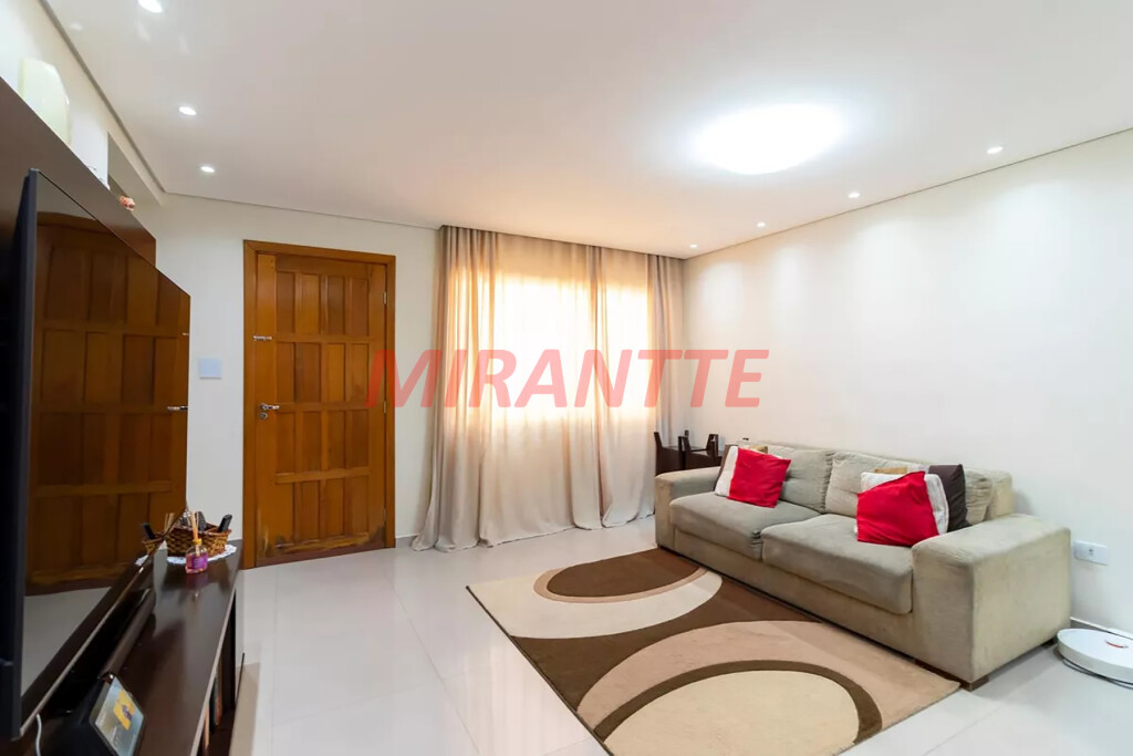 Cond. fechado de 98m² com 3 quartos em Casa Verde