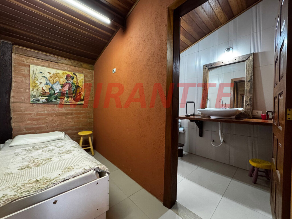 ChÁcara com 4 quartos em Serra da Cantareira