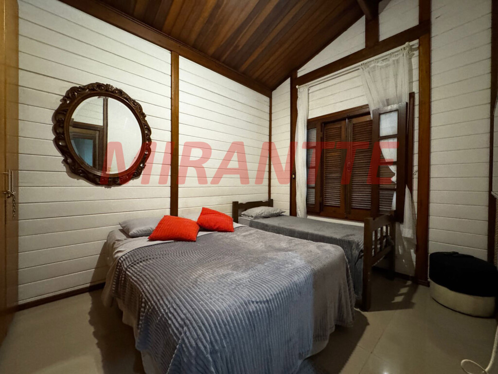 ChÁcara com 4 quartos em Serra da Cantareira