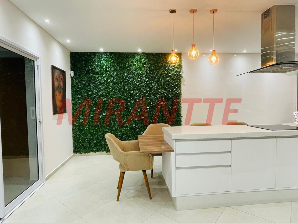 Sobrado de 323m² com 3 quartos em Vila Albertina