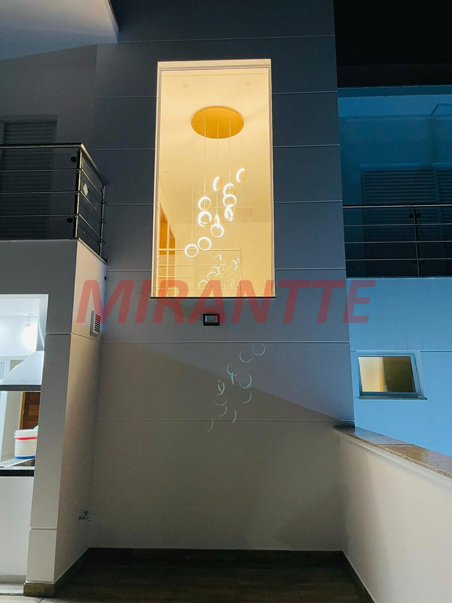 Sobrado de 323m² com 3 quartos em Vila Albertina