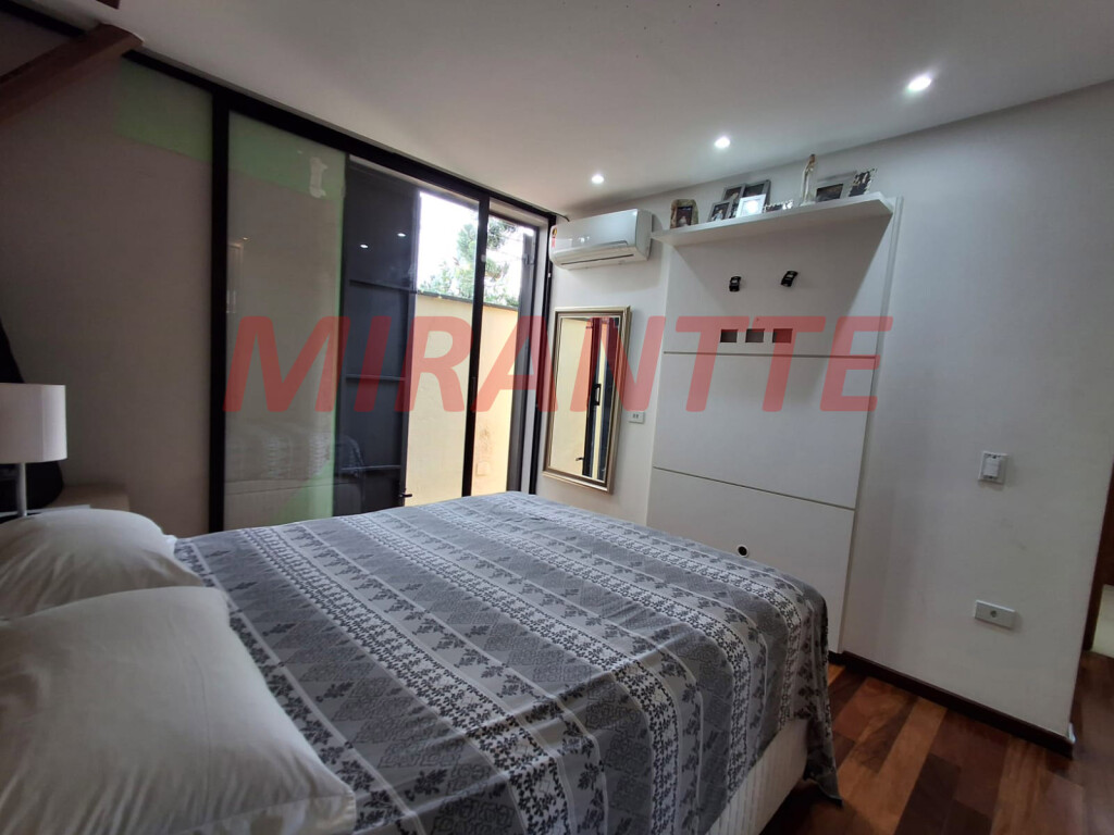 Sobrado de 418m² com 4 quartos em Jardim São Bento