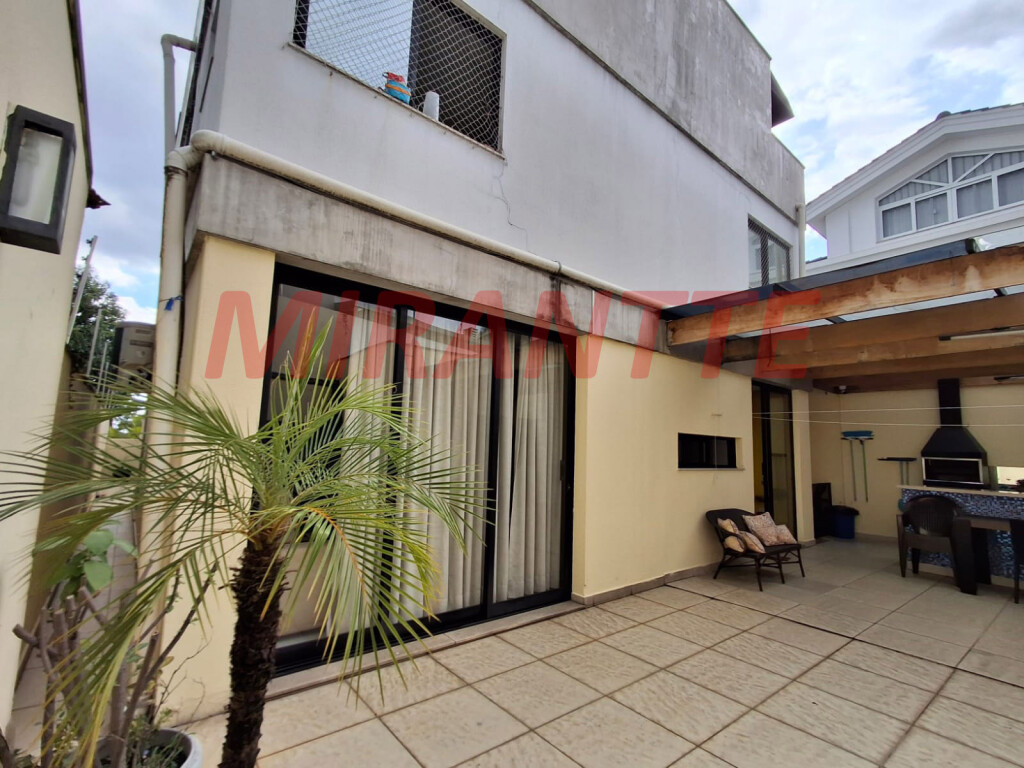 Sobrado de 418m² com 4 quartos em Jardim São Bento