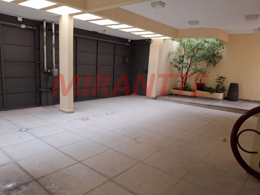 Sobrado de 418m² com 4 quartos em Jardim São Bento