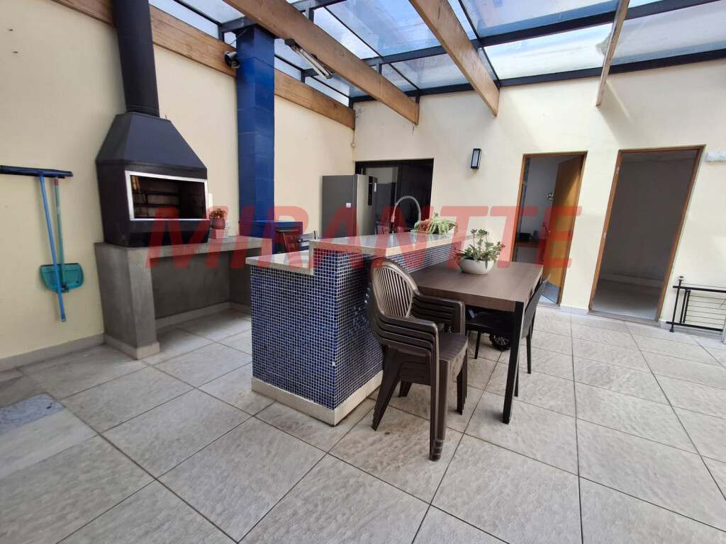 Sobrado de 418m² com 4 quartos em Jardim São Bento