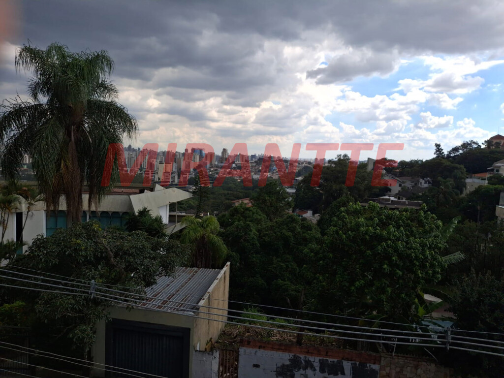 Sobrado de 418m² com 4 quartos em Jardim São Bento