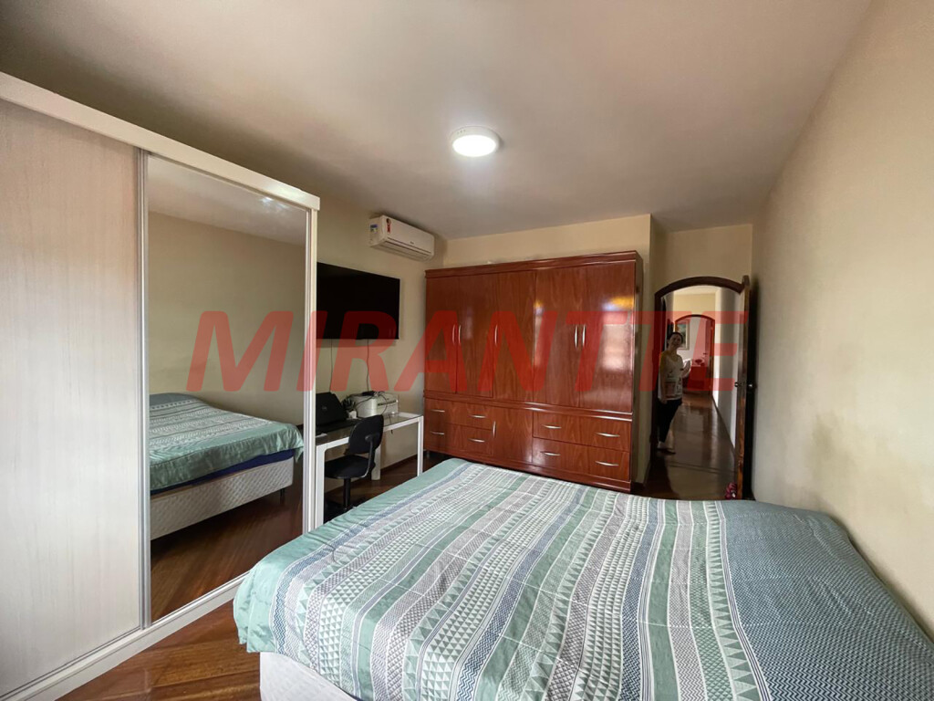 Sobrado de 255m² com 3 quartos em Jardim São Paulo(Zona Norte)
