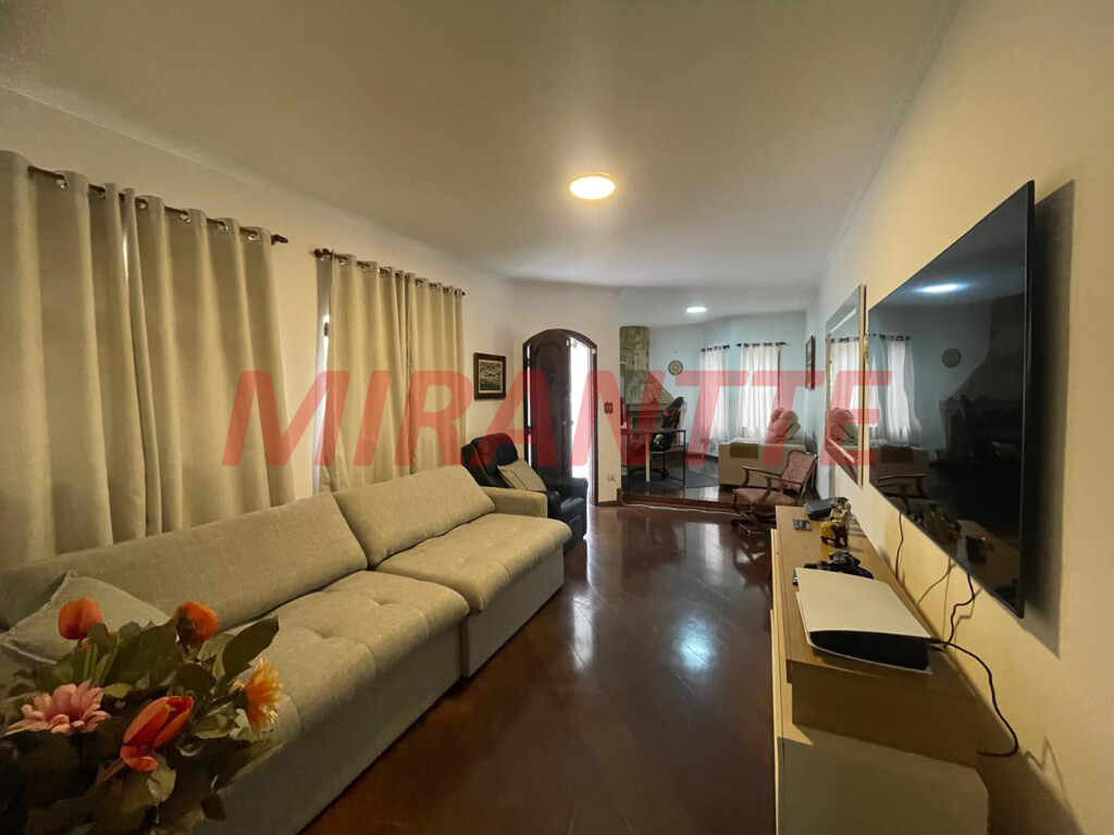 Sobrado de 255m² com 3 quartos em Jardim São Paulo(Zona Norte)