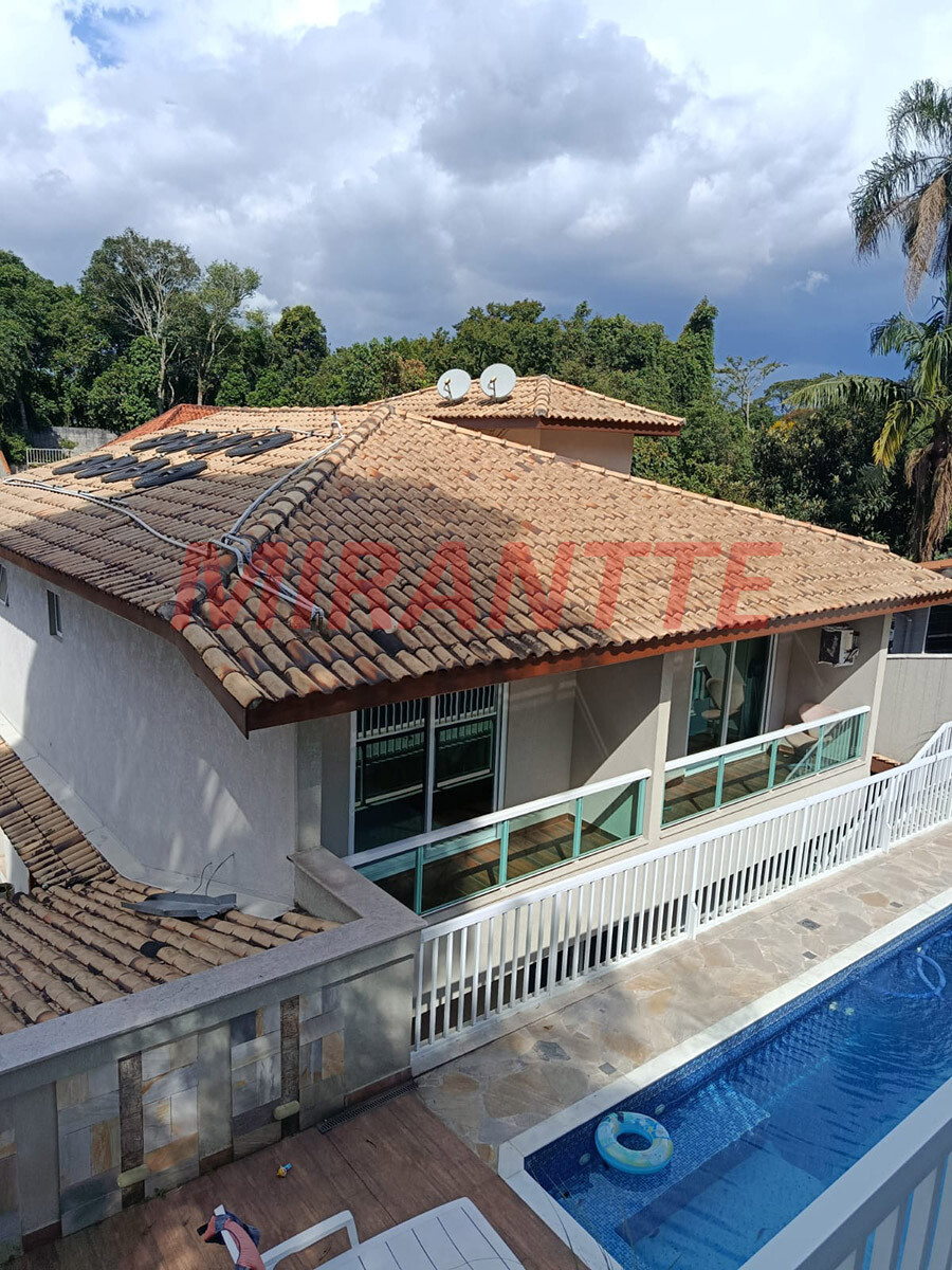 Sobrado de 2021m² em Serra Da Cantareira