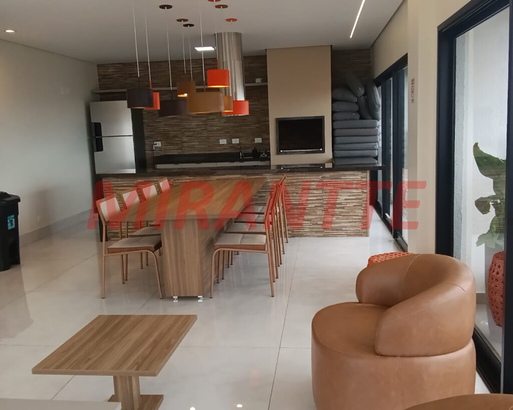 Apartamento de 32m² com 1 quartos em Parada Inglesa