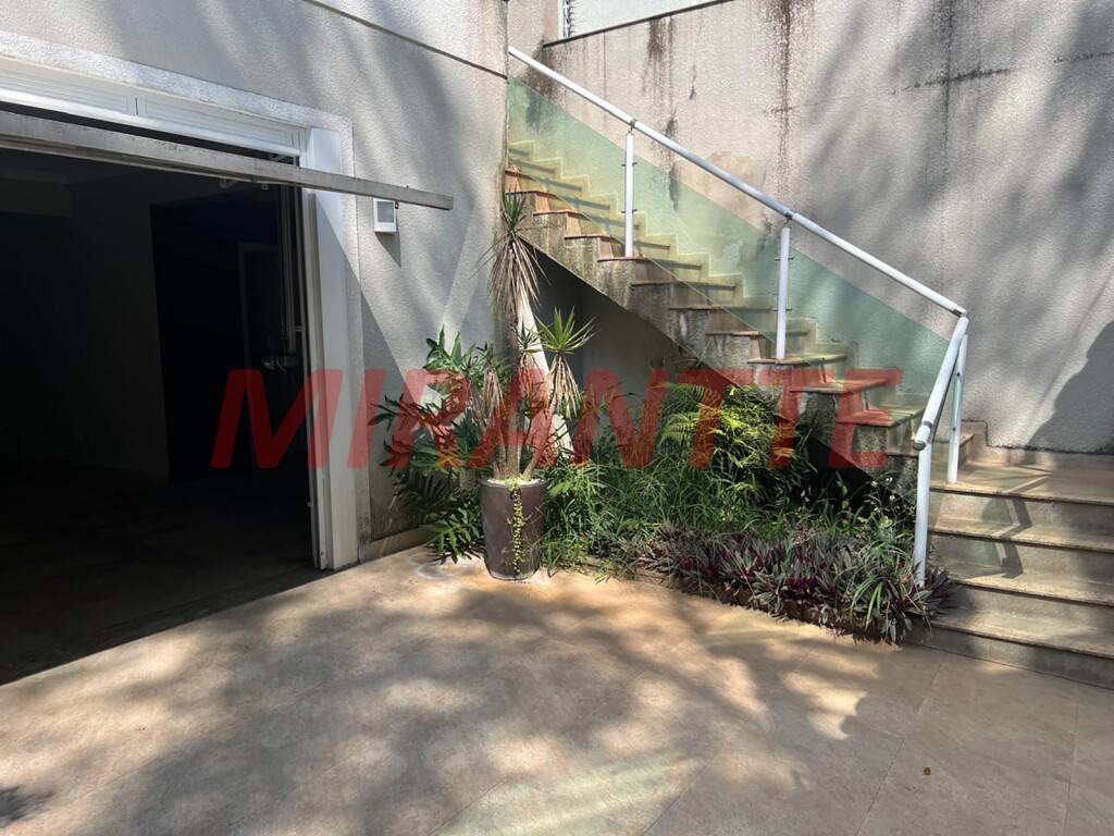 Sobrado de 220m² com 3 quartos em Tremembe