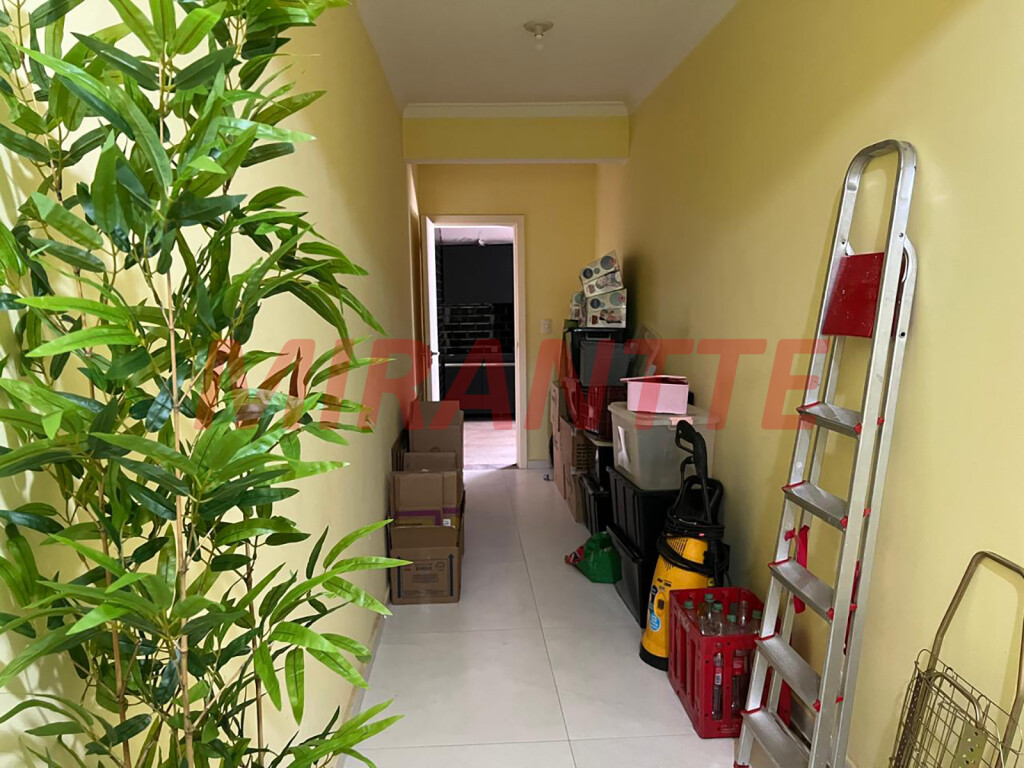 Sobrado de 220m² com 3 quartos em Tremembe