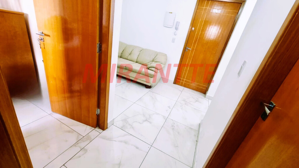 Apartamento de 38m² com 2 quartos em Jardim Brasil