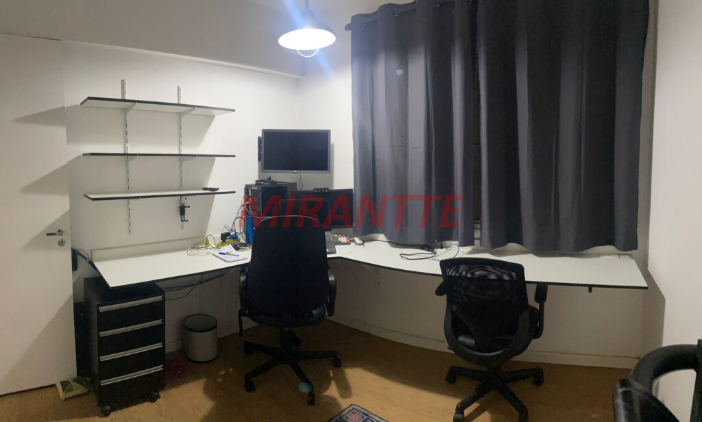Apartamento de 81m² com 3 quartos em Santana