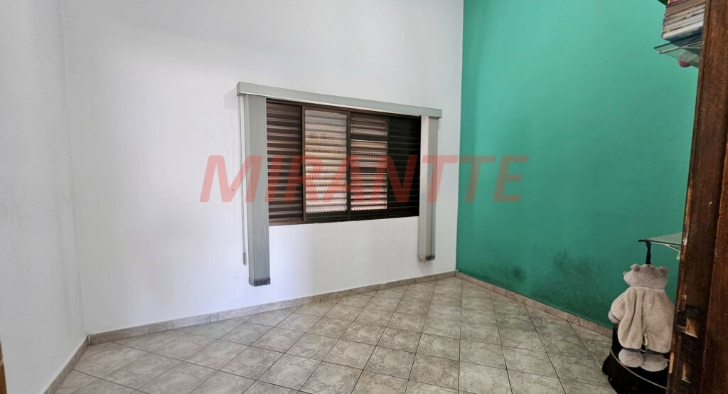 Sobrado de 425m² com 5 quartos em Água Fria