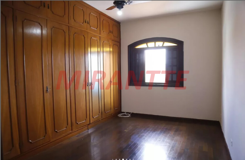Sobrado de 161m² com 3 quartos em Jardim Felicidade