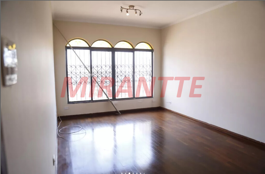 Sobrado de 161m² com 3 quartos em Jardim Felicidade