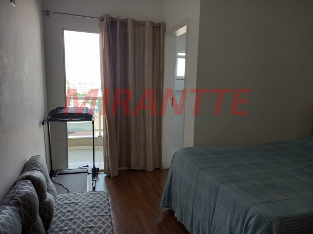 Sobrado de 2010m² com 3 quartos em Vila Constança