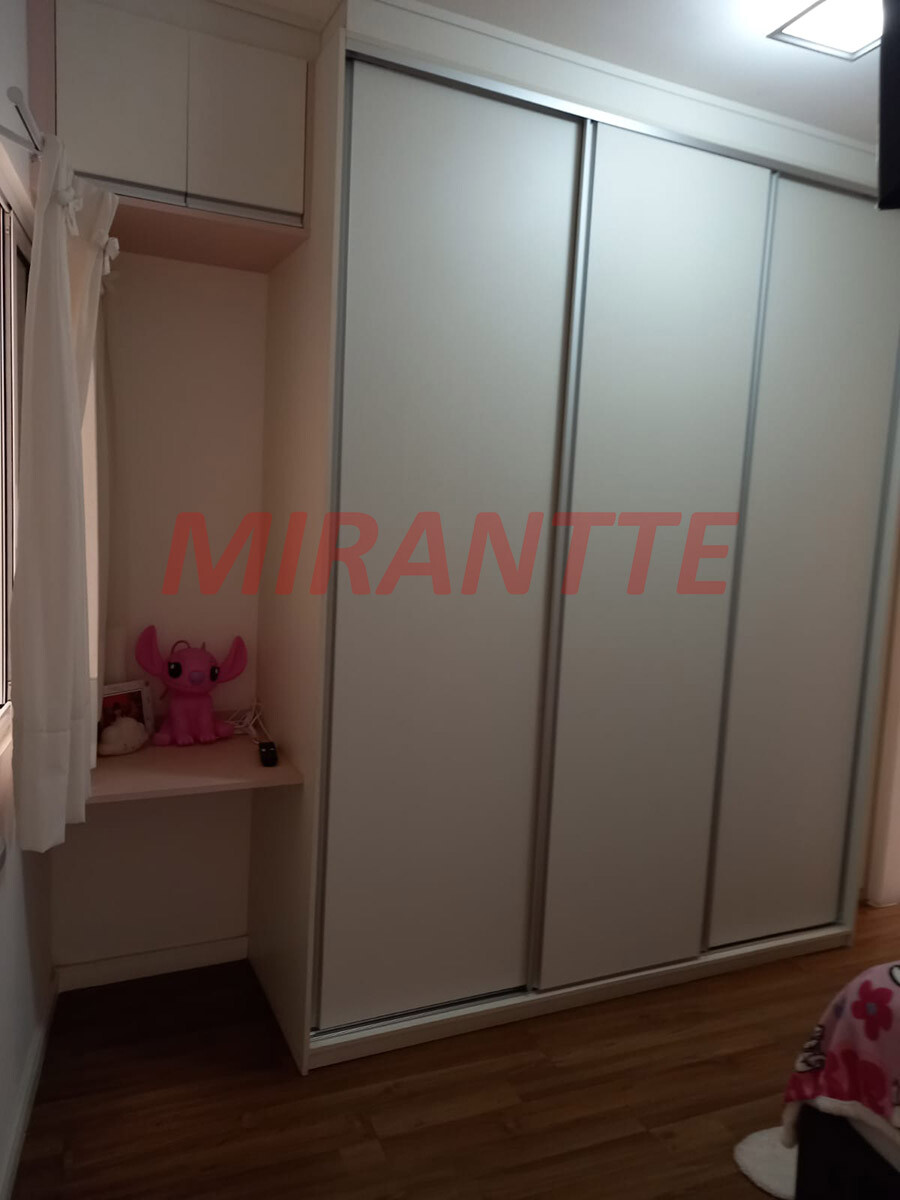 Sobrado de 2010m² com 3 quartos em Vila Constança
