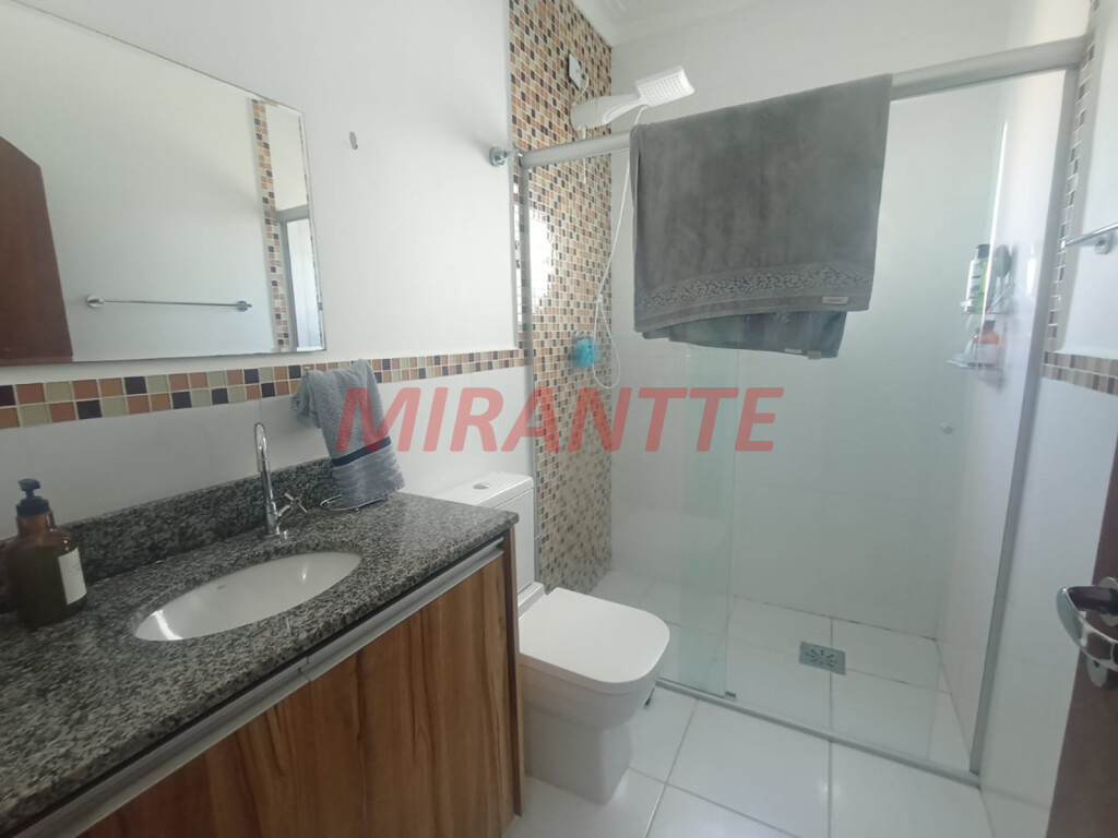 Sobrado de 233m² com 3 quartos em Lauzane Paulista