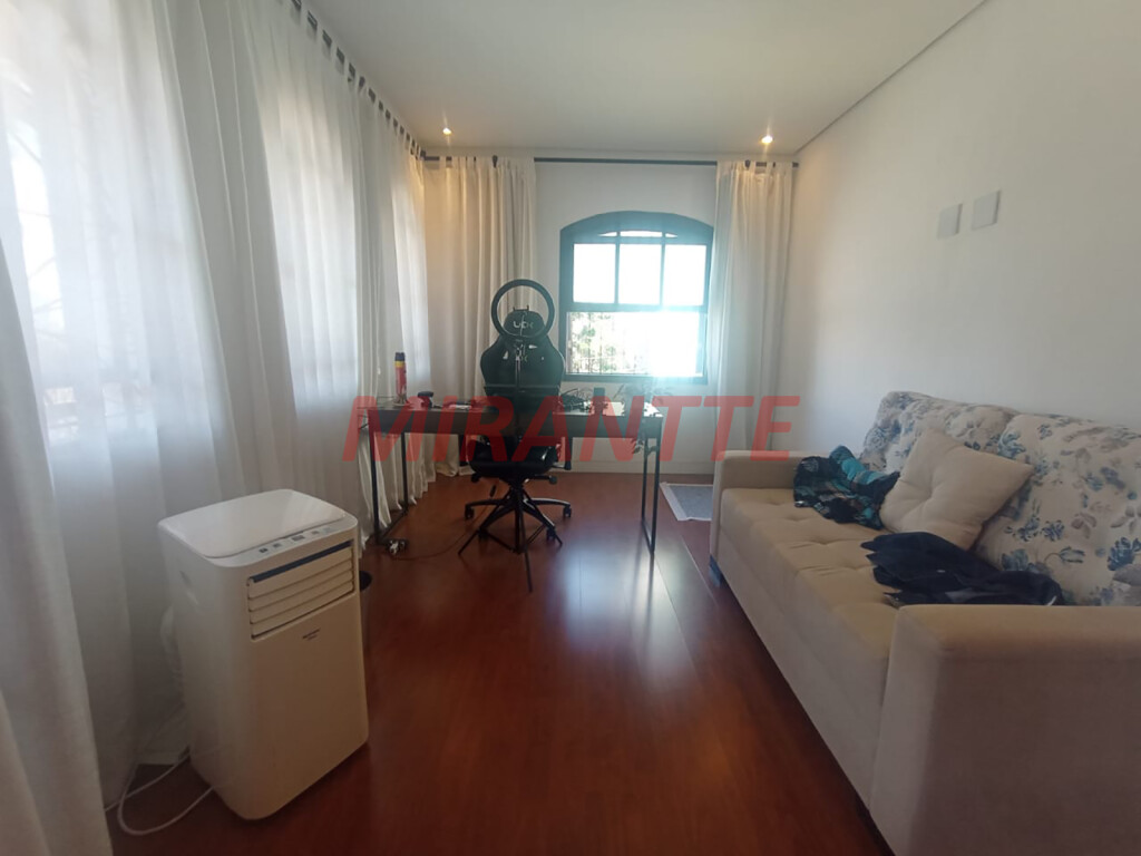 Sobrado de 233m² com 3 quartos em Lauzane Paulista