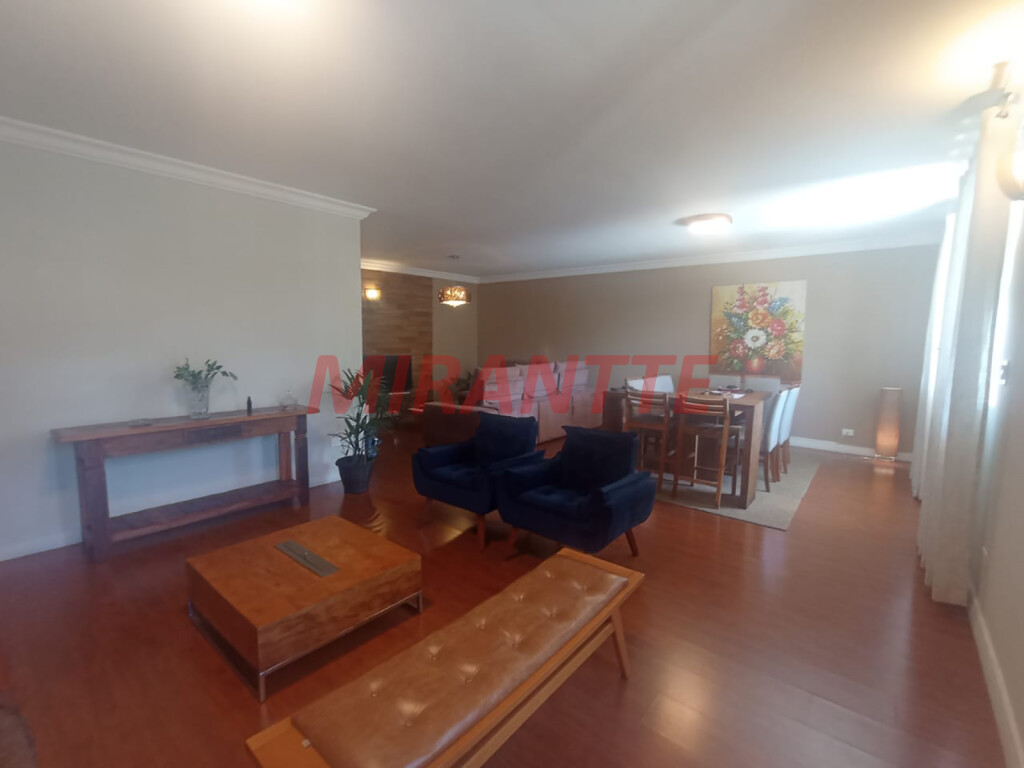 Sobrado de 233m² com 3 quartos em Lauzane Paulista