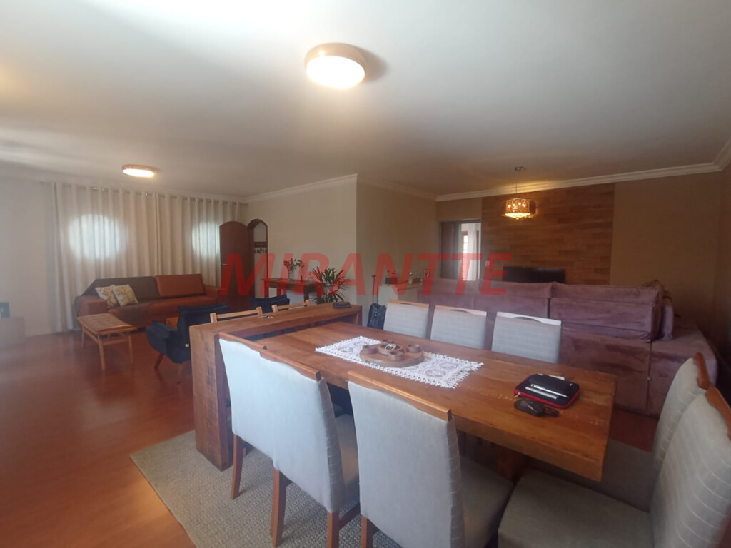 Sobrado de 233m² com 3 quartos em Lauzane Paulista