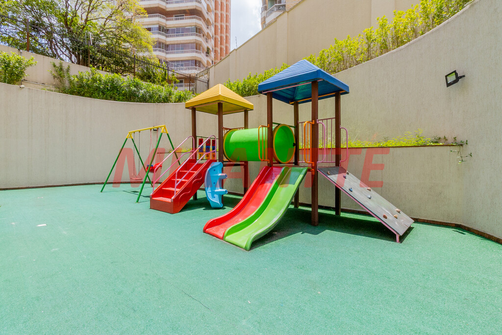 Apartamento de 278m² com 4 quartos em Perdizes