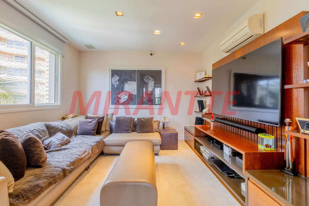 Apartamento de 278m² com 4 quartos em Perdizes