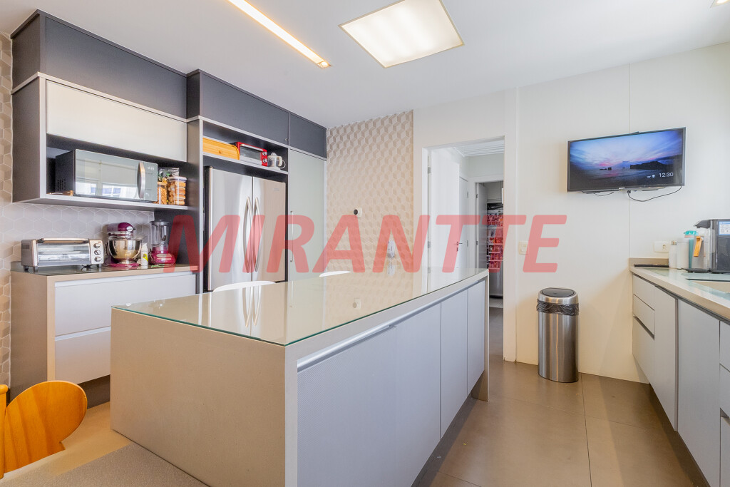 Apartamento de 278m² com 4 quartos em Perdizes