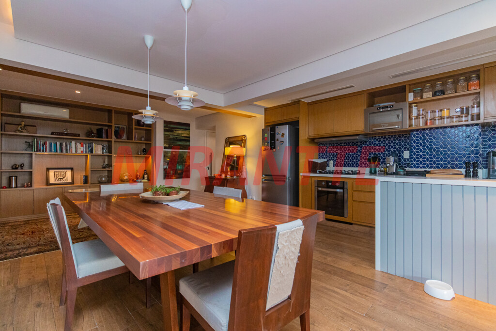 Apartamento de 150m² com 2 quartos em Pinheiros