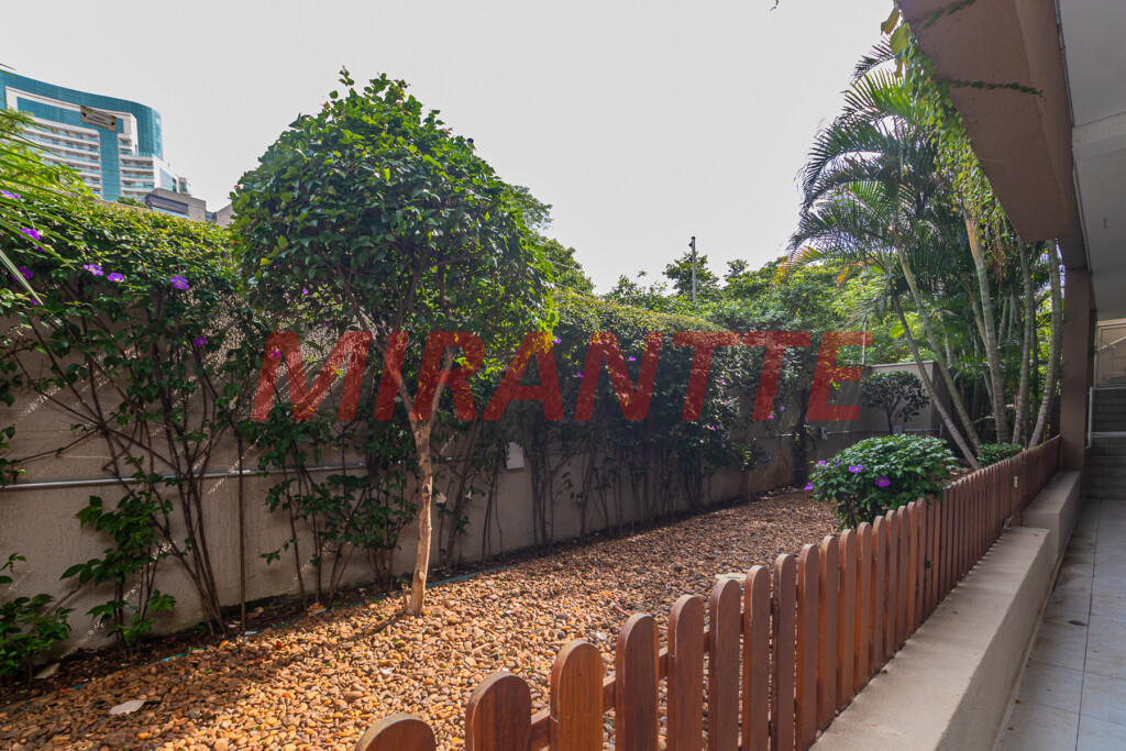 Apartamento de 150m² com 2 quartos em Pinheiros