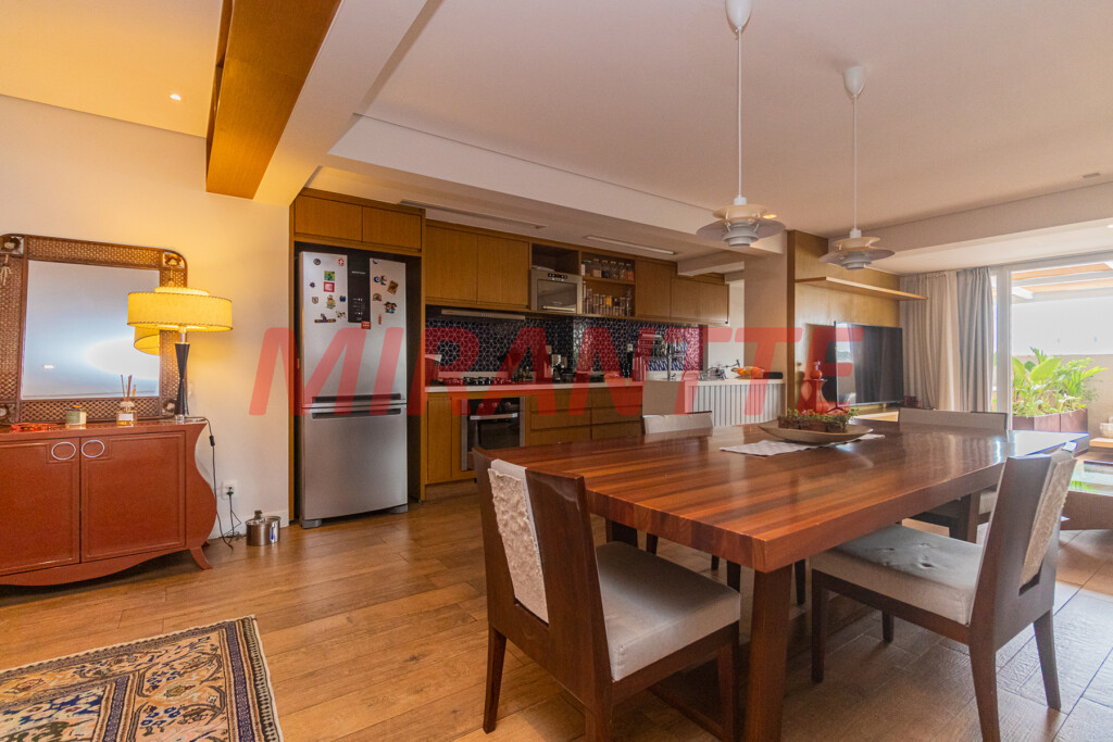 Apartamento de 150m² com 2 quartos em Pinheiros